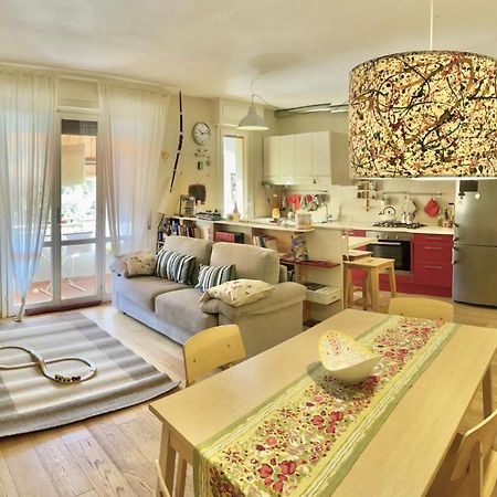 A Casa Di Rocco With Air Condition, Wifi And Private Parking Lucca Esterno foto